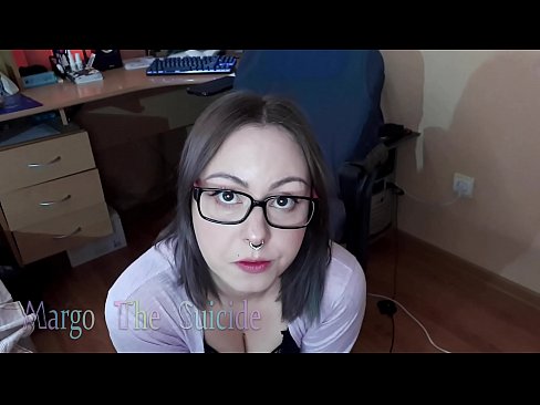 ❤️ Fata sexy cu ochelari suge adânc Dildo în fața camerei de filmat ☑  at ro.dickies-shop.ru ❌