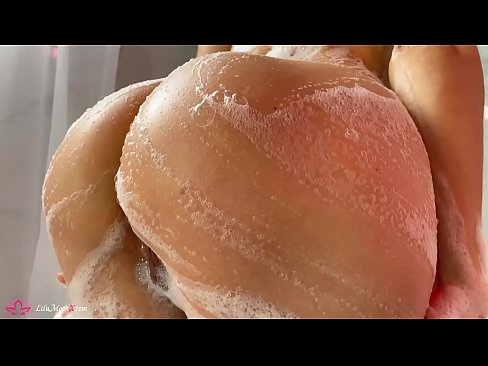 ❤️ Bruneta își masturbează păsărica cu un vibrator până la orgasm intens în duș ☑  at ro.dickies-shop.ru ❌