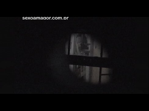 ❤️ Blondina este filmată în secret de un voyeur din cartier ascuns în spatele unor cărămizi goale ☑  at ro.dickies-shop.ru ❌
